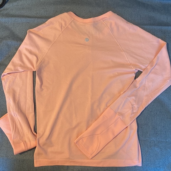 Lululemon Swiftly Tech LS 2.0 Race - Picture 2 of 2